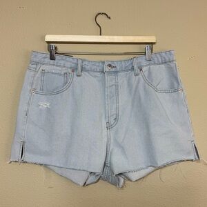 NWT Wild Fable shorts women 16 100% cotton light wash button fly denim jean blue
